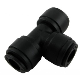 Raccordo innesto rapido T 8 mm